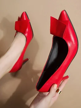 Dámske topánky 2020 nové kórejčina PU fashion plytké úst profesionálne jednej topánky temperament vysoké podpätky veľké veľkosti 9 40