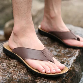 2020 Lete piesok fashion nová osobnosť mužov slidder sandál vonkajšie non-klzké pláži papuče muž topánky