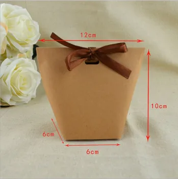 50 Ks Jednoduché Prázdne Kraft Papier Taška Biela Čierna Candy Bag Svadobné Zdvorilosti Darčeka Package Narodeniny Dekorácie Tašky so Stuhou