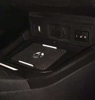 Qi Auto bezdrôtová nabíjačka pre Toyota Prius Plus 2019 Pre iPhone Xs Max X XR Samsung S10 S9 Infračervené Rýchlo Držiaka Telefónu