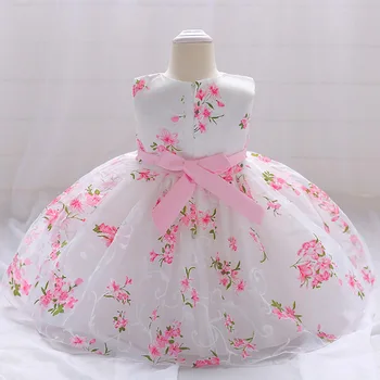 Nové narodený dievčatá šaty 2018 lete Čipky a tylu kvet strán, 1. narodeniny šaty pre dievčatká oblečenie vestidos dieťa tutu šaty