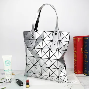 V lete roku 2020 Najnovšie Lesklý Pu Fashion Geometrické Kosoštvorec Kabelky Ženy 's Bag 6-Grid Skladacie Premenlivé Taška cez Rameno