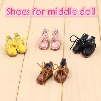 Vhodné pre 1/8 bábiku, na 20 cm bábiku, uprostred bábika topánky, topánky a topánky o 2,2 cm