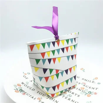 20pcs/Veľa Európskej Love Candy Box Pekný Biely Kartón Darčekové Balenie Papierové Tašky 6x6x10cm + Colordul Páse s nástrojmi