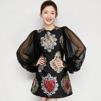 Vintage Čierna Kvetinový Tlačené Šaty Pre Ženy 2019 Jar O-krk Dlhý Svietidla Rukáv A-line Mini Šaty Vestidos