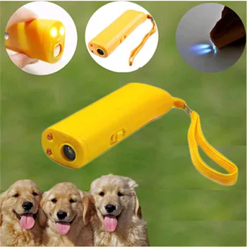 3 v 1 Pes Repeller Zariadenie LED Ultrazvukové Výcvik Psa Repelenty Proti štekať Zariadenie s Bleskové Svetlo Vonkajšie Prenosné Whistle+