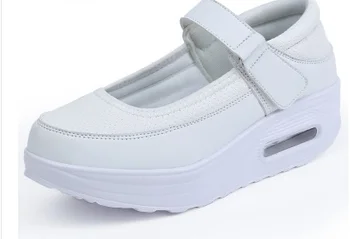 Nové topánky dámske Topánky vo Vnútri Zvýšenie Vysokej Bežné Ženy, Dámy štíhle Bytov Obuv obuv Predaj Hrubé-soled platforma topánky