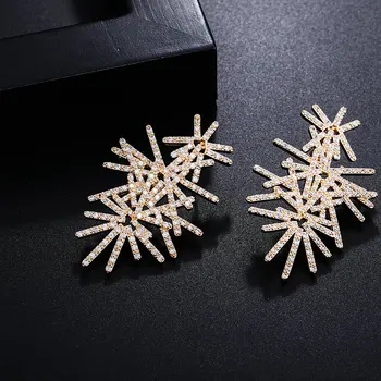 SINZRY cubic zirconia nepravidelný snowflake prehnané stud náušnice strany módne šperky
