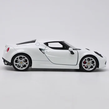 Nádherné 1:24 ALFA Romeo 4C športové auto zliatiny model,simulácia die-cast kovové kolekcie a darčekové model ozdoby,doprava zdarma