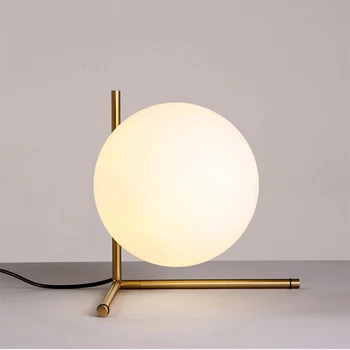 Post-moderné LED stolná Lampa Nordic Loft Biele Sklo Loptu Stôl Svetla Zlatý Stôl Svetlá Vnútorné Spálňa Posteli Dekor Stolná Lampa