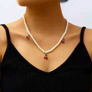 Kreatívne Módne Šperky Jednoduché Imitácia Perlový Náhrdelník Iny Net Červená S Malými Cherry Prívesok Náhrdelník Dámy Banquet