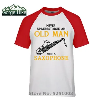 Nikdy Nepodceňujte Starý Muž s Saxofón Mužov Plus Veľkosť Bavlna Krátky Rukáv T Shirt muž lete darček topy unisex teeshirts