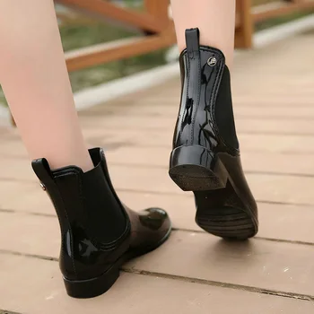 2018 nové dážď topánky tvaru U low-tube módne topánky vody trend kórejská verzia low-tube elastické svetlé žien dážď topánky