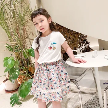2021 20. februára dievčatá Tees bavlna cherry vzor vyšívané sladké deti letné tričko baby biele topy