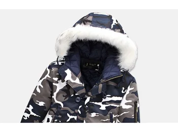 Nové pánske hrubé maskovať kapucňou bavlna vojenskú uniformu zime teplá bavlnená bunda pánske mládež vietor bunda s kožušinou golier