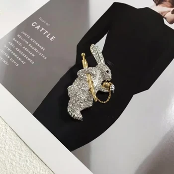 Amorita boutique Alice v ríši divov králik dizajn, módne lesklé brošňa