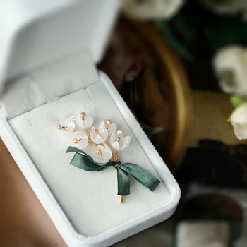 FXLRY Originálne Ručne vyrábané Prírodné Sladkovodné Perly Elegantné konvalinka, Kvety Brošňa Sveter Pin Pre Ženy Šperky