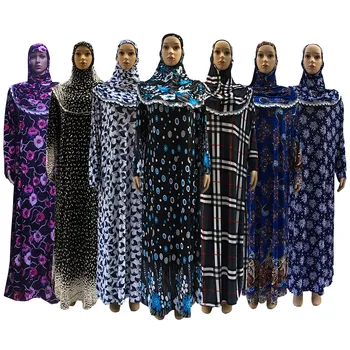 H1135a najnovšie vytlačené modlite sa, obliekať sa,modlite sa šaty s príslušnými hidžáb,rýchle dodanie,zmiešané farby a vzory