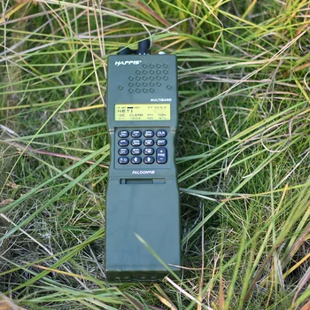 WADSN Taktické AN/PRC-152 Figuríny Airsoft Rádio Prípade Lovu CS Wargame TRI ČĽR 152 Radiotelephone Model Plastov Pre BAOFENG UV-3R