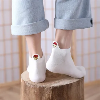 XLJZSD 5Pairs Harajuku Vyšívané Výraz Párov Ponožky Happy Módne Členok Zábavné Mužov Ponožka Bavlna Zimné Candy Farby